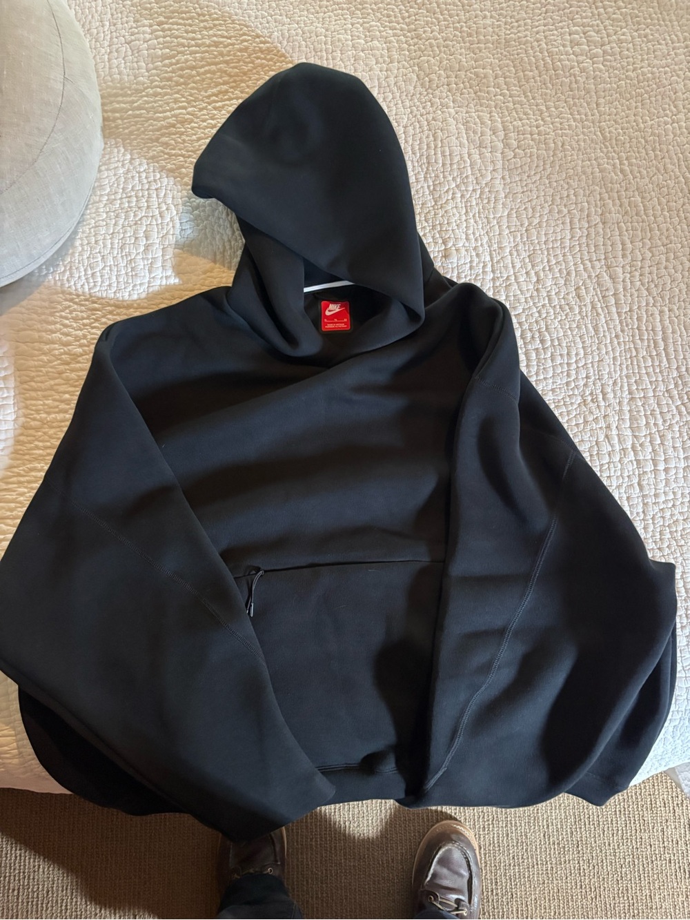 Nike Men’s Black Pullover Hoodie New Without Tags